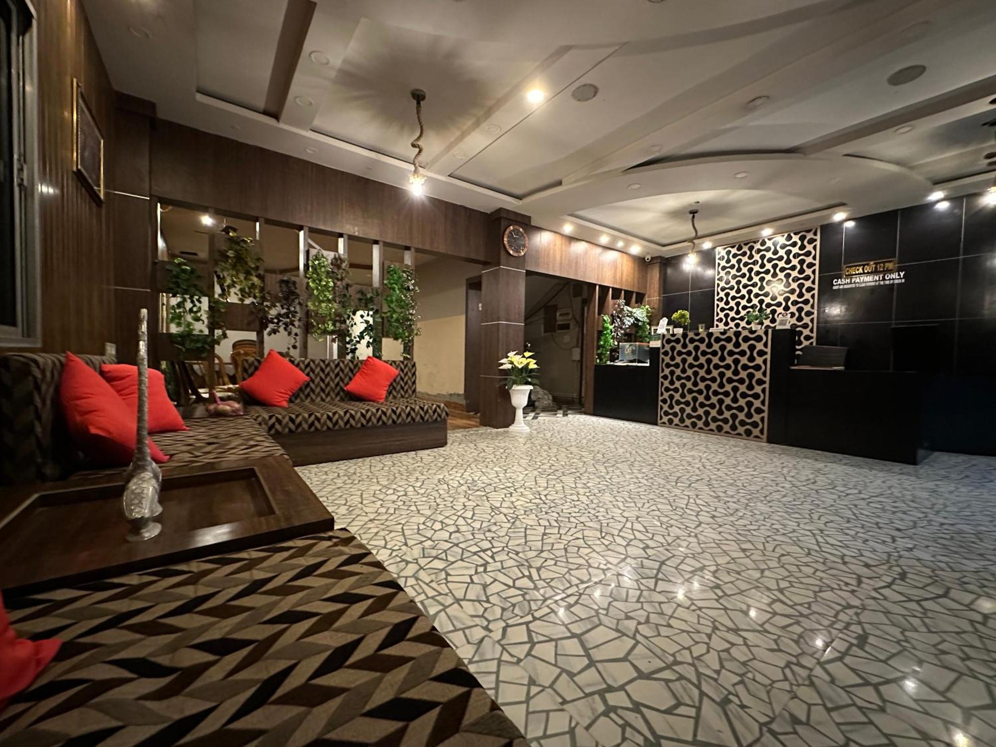 Gd Hotel Njp Siliguri Buitenkant foto